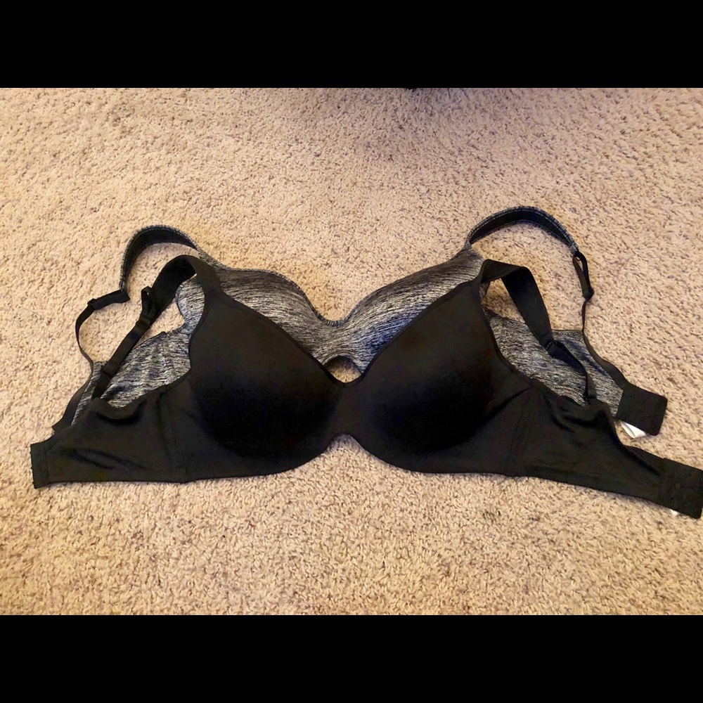 NWOT 38DD Adrienne Vittadini